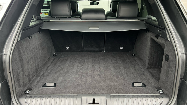 Land Rover Range Rover Sport 3.0 D300 Autobiography Dynamic 5dr Auto Diesel Estate